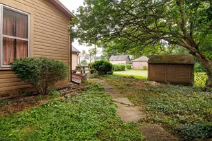 143 W Central Ave, Delaware, OH 43015 - Photo 25