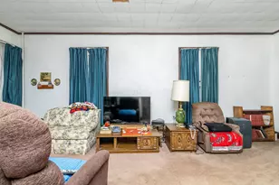143 W Central Ave, Delaware, OH 43015 - Photo 13