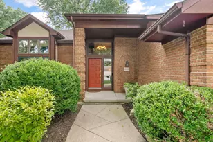1148 Gold Pl, Columbus, OH 43230 - Photo 3