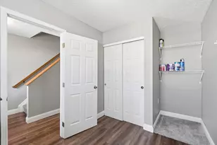 1893 Bashan Dr, Columbus, OH 43228 - Photo 15