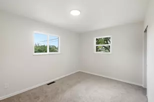 1718 Weiler Ave, Columbus, OH 43207 - Photo 25
