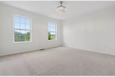 1079 Shady Lake Drive, Columbus, OH 43228 - Photo 11