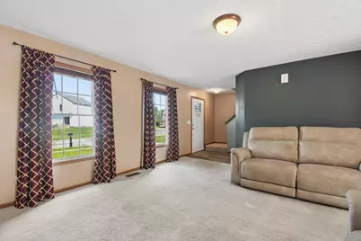 701 Osborn Drive, Pataskala, OH 43062 - Photo 7