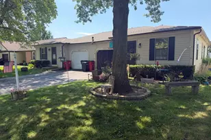 2305 Deerfield Dr, Grove City, OH 43123 - Photo 1