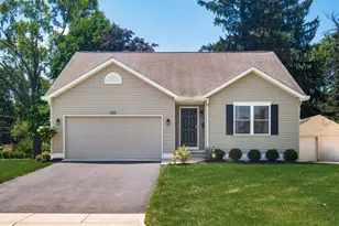 655 E Beaumont Rd, Columbus, OH 43214 - Photo 1