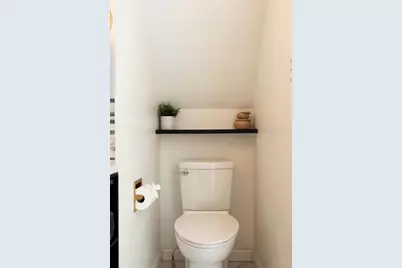 384 E Beck Street, Columbus, OH 43206 - Photo 69