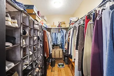 9000 Marchbank Lane, Lewis Center, OH 43035 - Photo 17