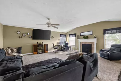 420 Belfair Drive, Galloway, OH 43119 - Photo 3