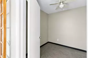 359 N Sylvan Ave, Columbus, OH 43204 - Photo 19
