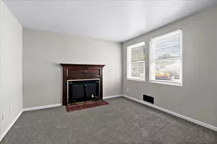 359 N Sylvan Ave, Columbus, OH 43204 - Photo 17