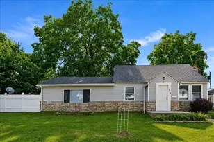 359 N Sylvan Ave, Columbus, OH 43204 - Photo 1