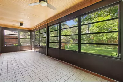 160 W Royal Forest Boulevard, Columbus, OH 43214 - Photo 45