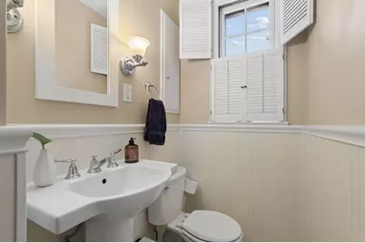 160 W Royal Forest Boulevard, Columbus, OH 43214 - Photo 23