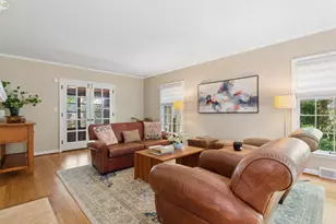160 W Royal Forest Blvd, Columbus, OH 43214 - Photo 9