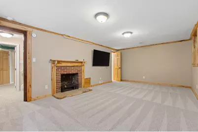 160 W Royal Forest Boulevard, Columbus, OH 43214 - Photo 37