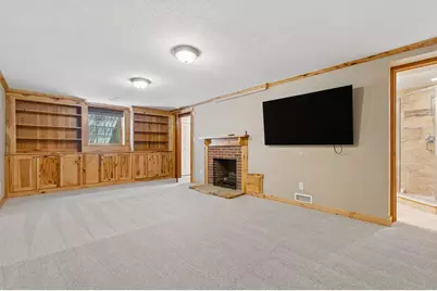 160 W Royal Forest Boulevard, Columbus, OH 43214 - Photo 35