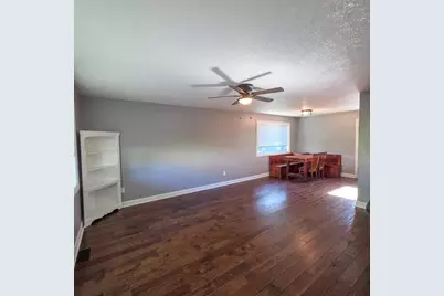 107 Radnor Drive, Zanesville, OH 43701 - Photo 3