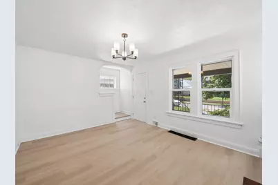 704 S Ogden Avenue, Columbus, OH 43204 - Photo 11