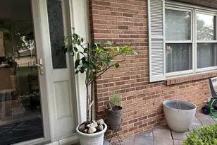 1960 Faymeadow Ave, Columbus, OH 43229 - Photo 5