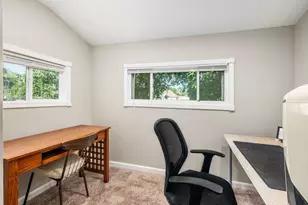 458 S Harris Ave, Columbus, OH 43204 - Photo 23
