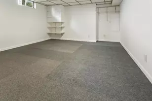 534 E Royal Forest Blvd, Columbus, OH 43214 - Photo 13