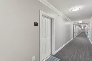 936 Perry St, Columbus, OH 43215 - Photo 3