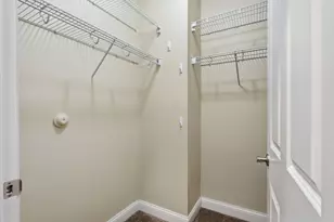936 Perry St, Columbus, OH 43215 - Photo 23