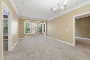 936 Perry St, Columbus, OH 43215 - Photo 11