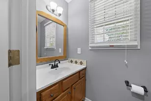 7302 Summerfield Dr, Lewis Center, OH 43035 - Photo 5
