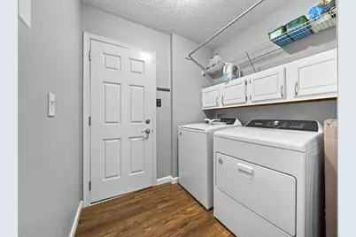 5887 Luccis Court, Columbus, OH 43228 - Photo 13