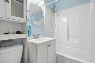 3841 Frazier Rd W, Columbus, OH 43207 - Photo 15