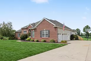 148 Connemara Dr, Granville, OH 43023 - Photo 3
