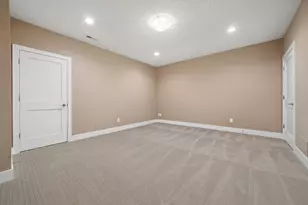 1932 Scenic Bluff Ct, Delaware, OH 43015 - Photo 71