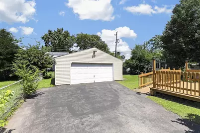 5100 Chipman Drive, Columbus, OH 43232 - Photo 15