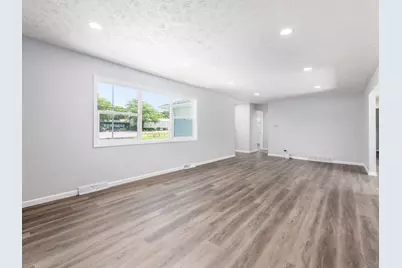 1585 N Wilson Road, Columbus, OH 43204 - Photo 3
