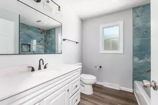1585 N Wilson Rd, Columbus, OH 43204 - Photo 13
