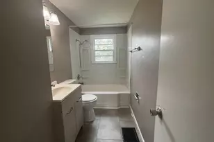 1335 E 25th Ave, Columbus, OH 43211 - Photo 11