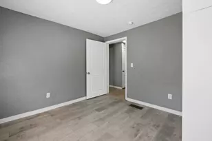 2247 Esmeralda Ave, Dayton, OH 45406 - Photo 15