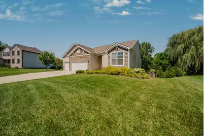 424 Rolling Acre Drive, Lithopolis, OH 43136 - Photo 3