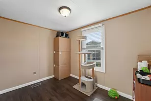 261 Berryville Rd, Columbus, OH 43207 - Photo 7