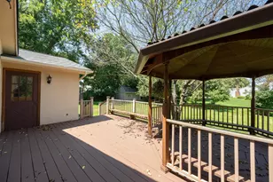 4880 Hayden Run Rd, Columbus, OH 43221 - Photo 21