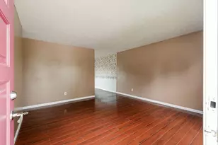 1821 Bar Harbor Rd, Columbus, OH 43219 - Photo 5