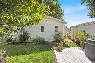 830 S Walnut St, Urbana, OH 43078 - Photo 7