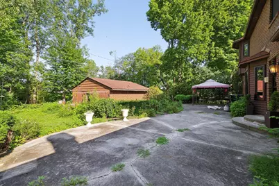 1755 Hickory Hill Drive, Columbus, OH 43228 - Photo 35
