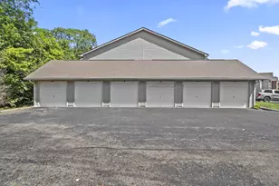 1999 Berrancher Dr, Columbus, OH 43228 - Photo 47