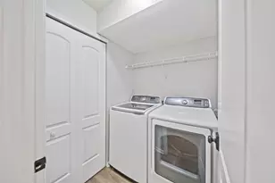 1999 Berrancher Dr, Columbus, OH 43228 - Photo 43