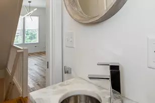 978 Summit St, Columbus, OH 43201 - Photo 13