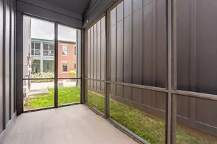 978 Summit St, Columbus, OH 43201 - Photo 13
