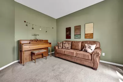 2602 Crestview Woods Drive, Newark, OH 43055 - Photo 7