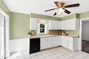 947 Hart Rd, Columbus, OH 43223 - Photo 5